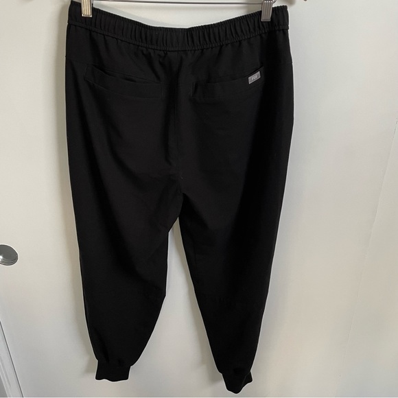 FIGS Tansen™ Jogger Scrub Black Pants Size Medium/Short - Picture 4 of 7